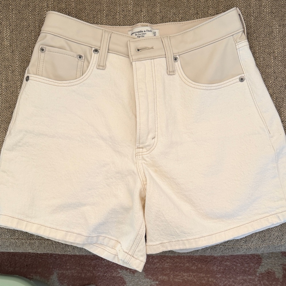 Women’s Cream Shorts